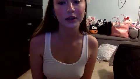 Snapshot of josswrld chatting on 12/12/24, 01:10 chloebxrry online show from 12/12/24, 01:10