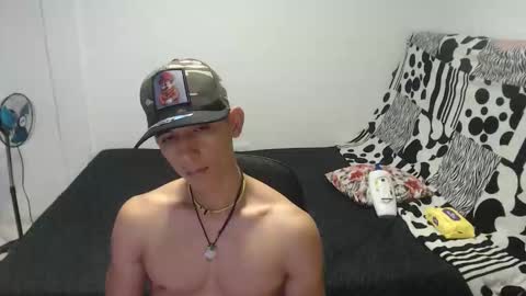 josue25sex online show from 12/04/25, 02:32