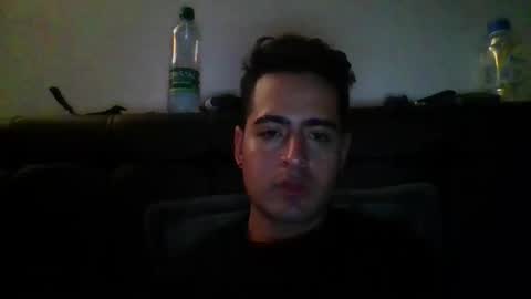 Snapshot of josux8 chatting on 11/10/25, 03:16 josux8 online show from 11/10/25, 03:16