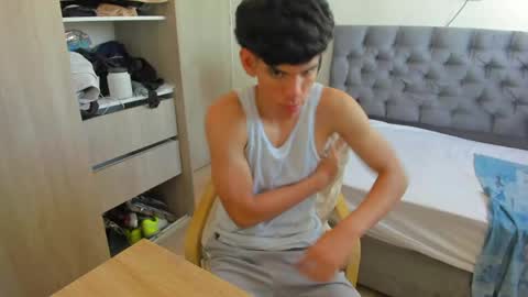 josy online show from 03/31/26, 09:48