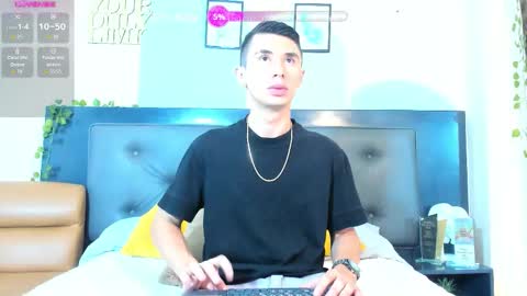 Snapshot of jota_stevensxx chatting on 11/19/25, 11:43 Jota Stivens online show from 11/19/25, 11:43