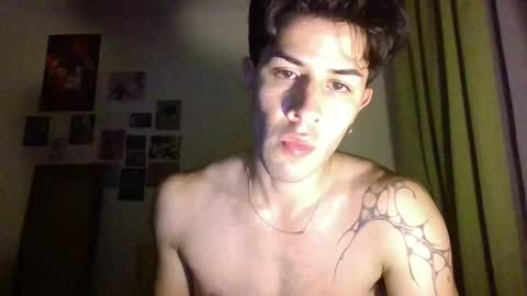 jotarojas1 online show from 01/06/25, 06:14