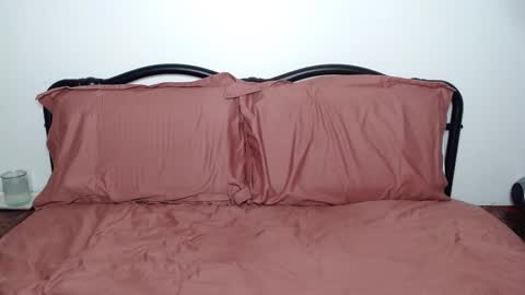 Snapshot of jowiththehair chatting on 01/29/25, 05:09 Jo Dayne online show from 01/29/25, 05:09