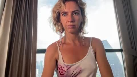 Snapshot of joy_adamson chatting on 08/01/26, 02:11 Joy Adamson online show from 08/01/26, 02:11