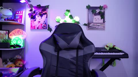 Snapshot of joyboymodel chatting on 11/05/25, 01:16 joyboymodel online show from 11/05/25, 01:16