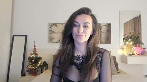 Snapshot of joycasidy chatting on 12/10/24, 02:06 CassidyJoy online show from 12/10/24, 02:06