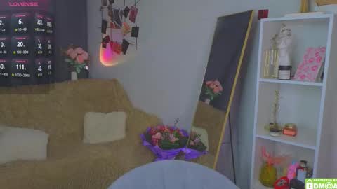 Snapshot of joyce_jones chatting on 10/16/25, 08:54 joyce_jones online show from 10/16/25, 08:54