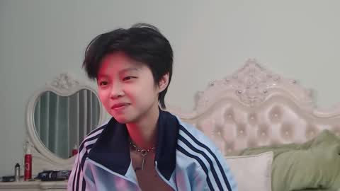 joycekay online show from 11/22/25, 10:53