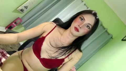 Snapshot of joyfulcock69_joyce chatting on 01/25/25, 05:29 Angel online show from 01/25/25, 05:29