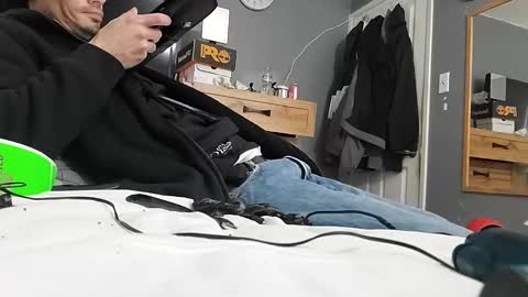 dLowfrk online show from 01/30/25, 11:02