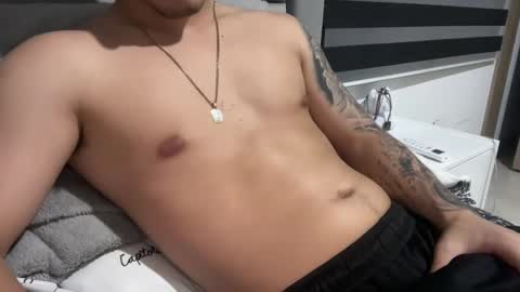 Snapshot of jpx__1 chatting on 01/28/25, 02:53 jpx__1 online show from 01/28/25, 02:53