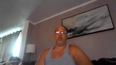 Snapshot of jr1871 chatting on 07/17/26, 11:06 jr1871 online show from 07/17/26, 11:06