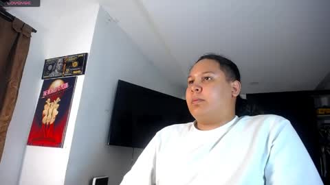 Snapshot of jr_3007 chatting on 04/15/26, 03:02 INDEPENDENT MODEL online show from 04/15/26, 03:02