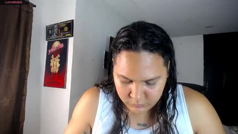 Snapshot of jr_3007 chatting on 04/17/26, 02:25 INDEPENDENT MODEL online show from 04/17/26, 02:25