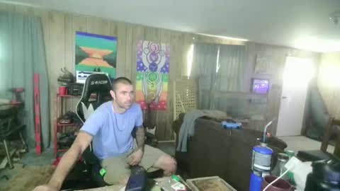 Snapshot of jrizzle1111 chatting on 11/17/25, 12:33 jrizzle1111 online show from 11/17/25, 12:33