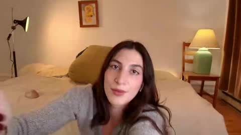 Jsmine  and sometimes Beaulooks online show from 11/25/25, 11:05