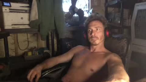 Snapshot of jts555 chatting on 11/16/25, 10:04 JTS online show from 11/16/25, 10:04