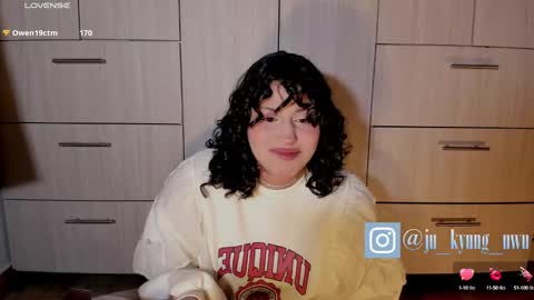 Ju Kyung online show from 01/05/25, 12:52