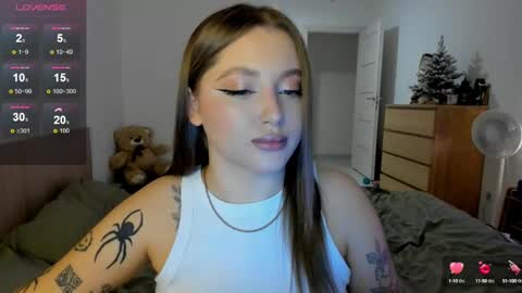 Snapshot of ju_lii chatting on 01/15/25, 02:46 Julia and Julia online show from 01/15/25, 02:46