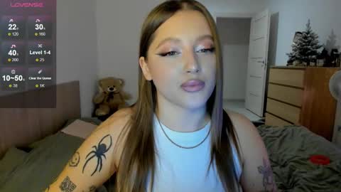 Snapshot of ju_lii chatting on 01/16/25, 04:18 Julia and Julia online show from 01/16/25, 04:18