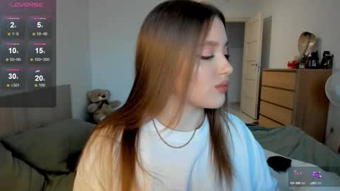 Snapshot of ju_lii chatting on 02/07/25, 02:26 Julia and Julia online show from 02/07/25, 02:26