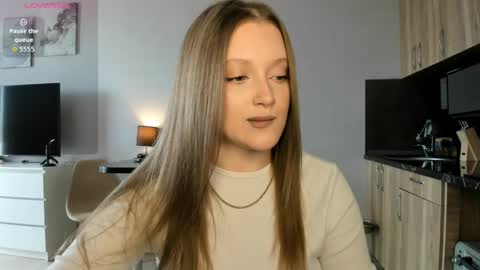 Julia and Julia online show from 05/25/26, 10:21