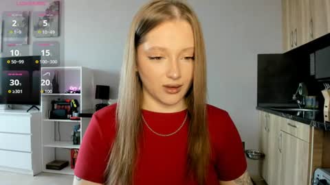 Snapshot of ju_lii chatting on 07/05/26, 10:22 Julia and Julia online show from 07/05/26, 10:22