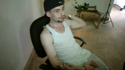 Snapshot of juan235665 chatting on 07/07/26, 05:06 juan235665 online show from 07/07/26, 05:06