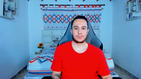 Snapshot of juan__jimenez chatting on 12/26/24, 12:25 Juan online show from 12/26/24, 12:25