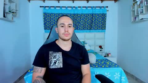 Snapshot of juan__jimenez chatting on 01/29/25, 07:46 Juan online show from 01/29/25, 07:46