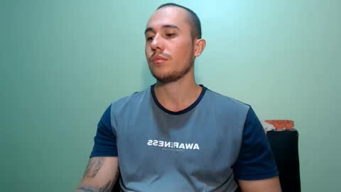 Snapshot of juan__jimenez chatting on 02/19/25, 08:12 Juan online show from 02/19/25, 08:12