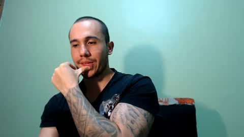 Snapshot of juan__jimenez chatting on 02/21/25, 10:39 Juan online show from 02/21/25, 10:39