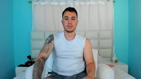 Snapshot of juan__jimenez chatting on 09/13/25, 08:19 Juan online show from 09/13/25, 08:19