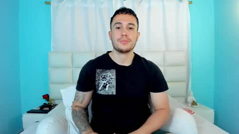 Snapshot of juan__jimenez chatting on 09/18/25, 09:06 Juan online show from 09/18/25, 09:06