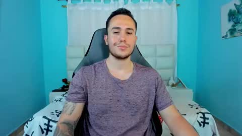 Snapshot of juan__jimenez chatting on 09/26/25, 09:08 Juan online show from 09/26/25, 09:08