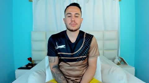 Snapshot of juan__jimenez chatting on 10/01/25, 10:05 Juan online show from 10/01/25, 10:05