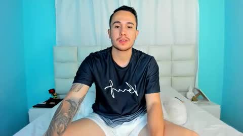 Snapshot of juan__jimenez chatting on 10/23/25, 07:56 Juan online show from 10/23/25, 07:56