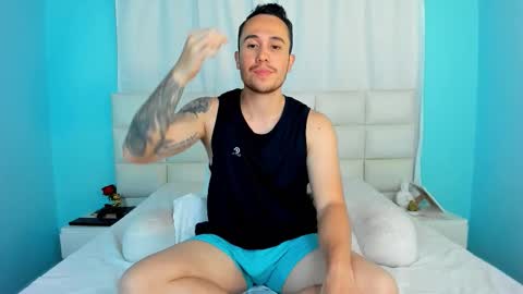 Snapshot of juan__jimenez chatting on 10/24/25, 09:11 Juan online show from 10/24/25, 09:11