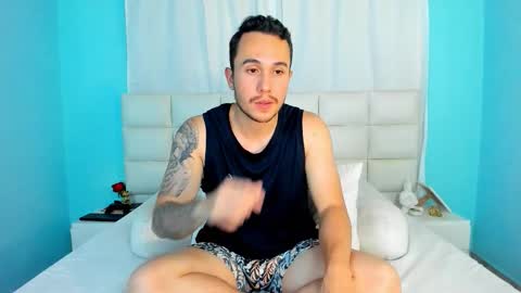 Snapshot of juan__jimenez chatting on 11/02/25, 02:14 Juan online show from 11/02/25, 02:14