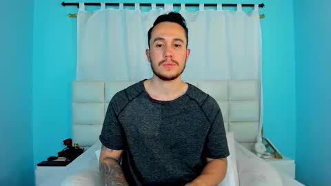 Snapshot of juan__jimenez chatting on 12/01/25, 12:15 Juan online show from 12/01/25, 12:15