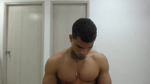 juan_gomez_1 online show from 01/30/25, 11:22