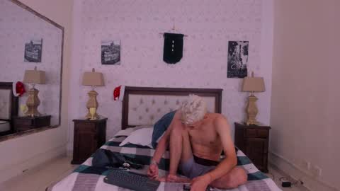 J U A N   L O V E R S online show from 12/06/24, 06:50