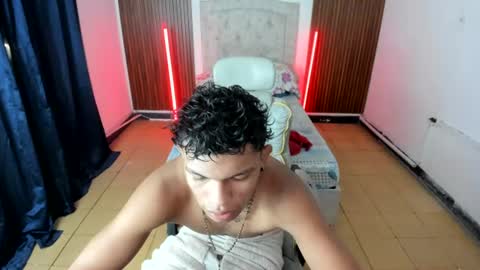 Snapshot of juan_mhata chatting on 06/16/26, 12:24 Juan Mhata online show from 06/16/26, 12:24