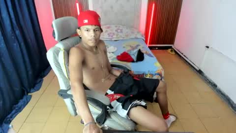 Snapshot of juan_mhata chatting on 06/20/26, 12:14 Juan Mhata online show from 06/20/26, 12:14