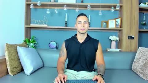 juan_muscle online show from 01/31/25, 02:15