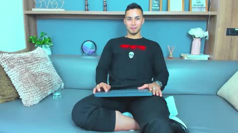 juan_muscle online show from 03/01/25, 03:32