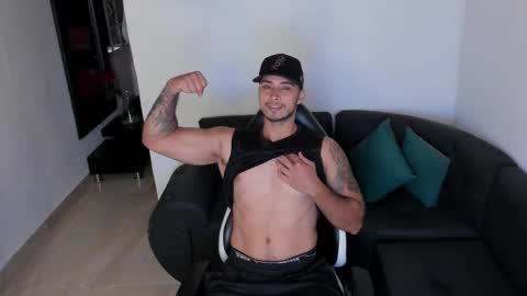 juan_muscle online show from 09/19/25, 02:35