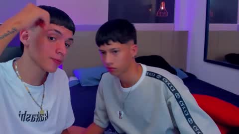 Snapshot of juan_nd_steven chatting on 12/28/24, 01:38 JuanSteven online show from 12/28/24, 01:38