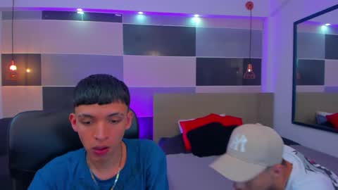 Snapshot of juan_nd_steven chatting on 01/08/25, 04:23 JuanSteven online show from 01/08/25, 04:23