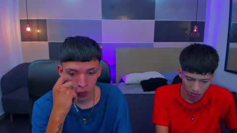 Snapshot of juan_nd_steven chatting on 01/11/25, 07:28 JuanSteven online show from 01/11/25, 07:28